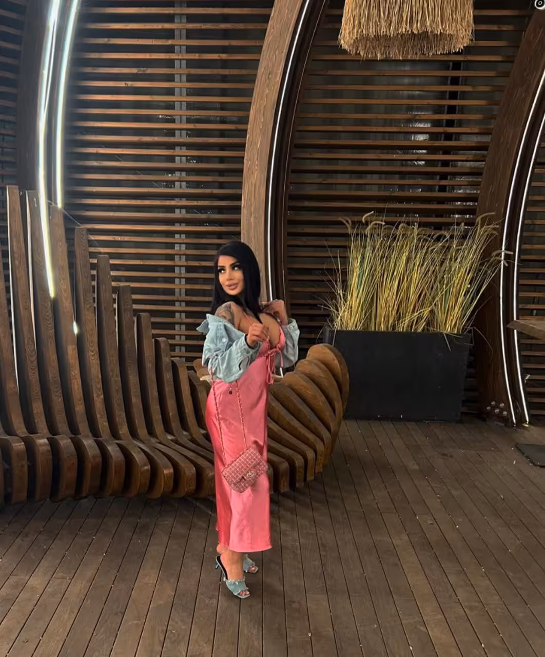 Virginia russian women on the beach