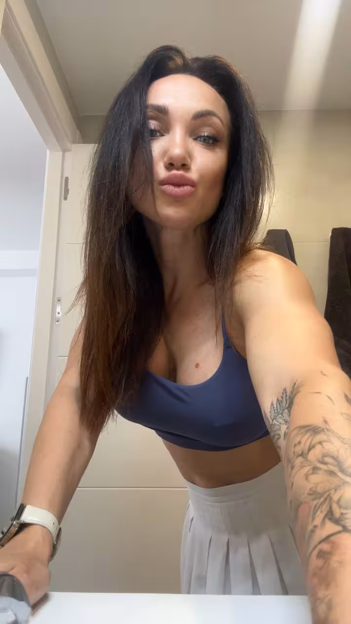 Yulia hot russian brides