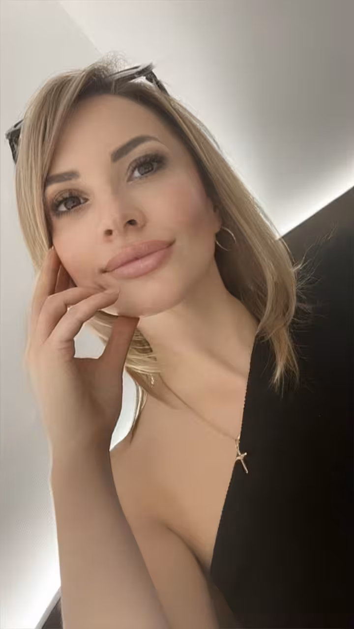 Yana russian brides in bikini