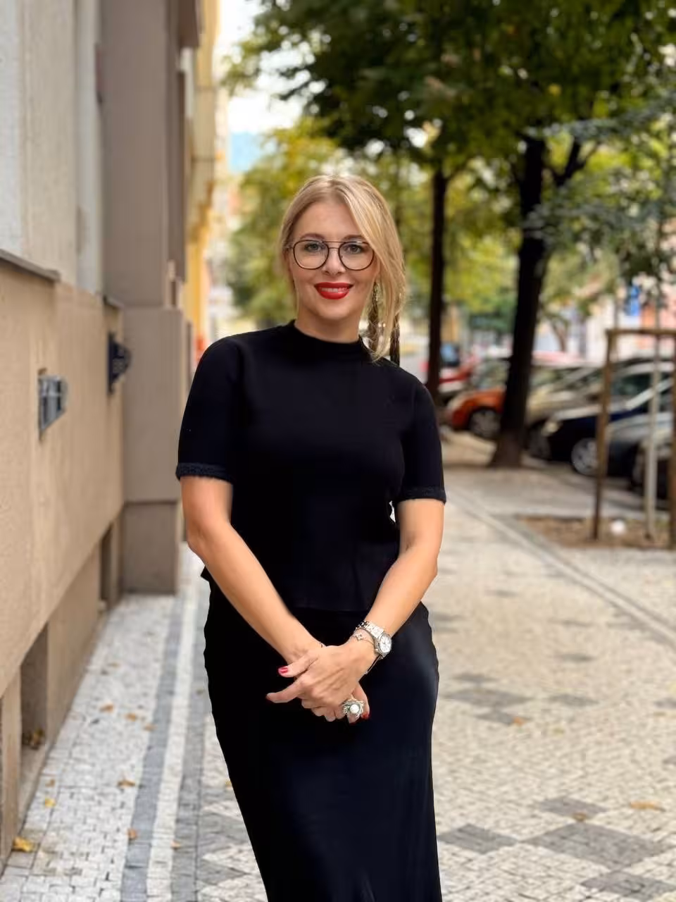 Olena tall russian brides and lovers