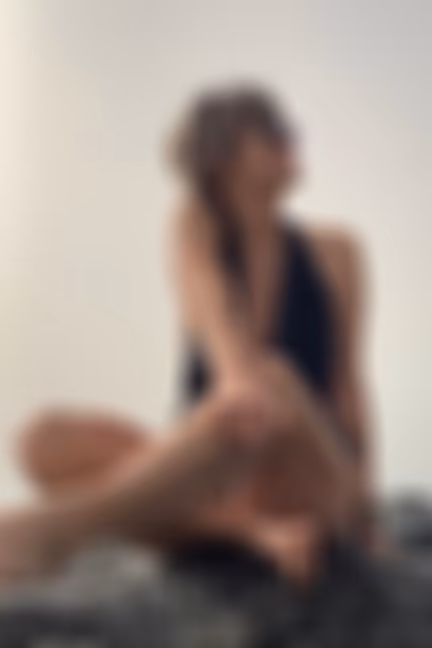 Olesia blonde russian brides