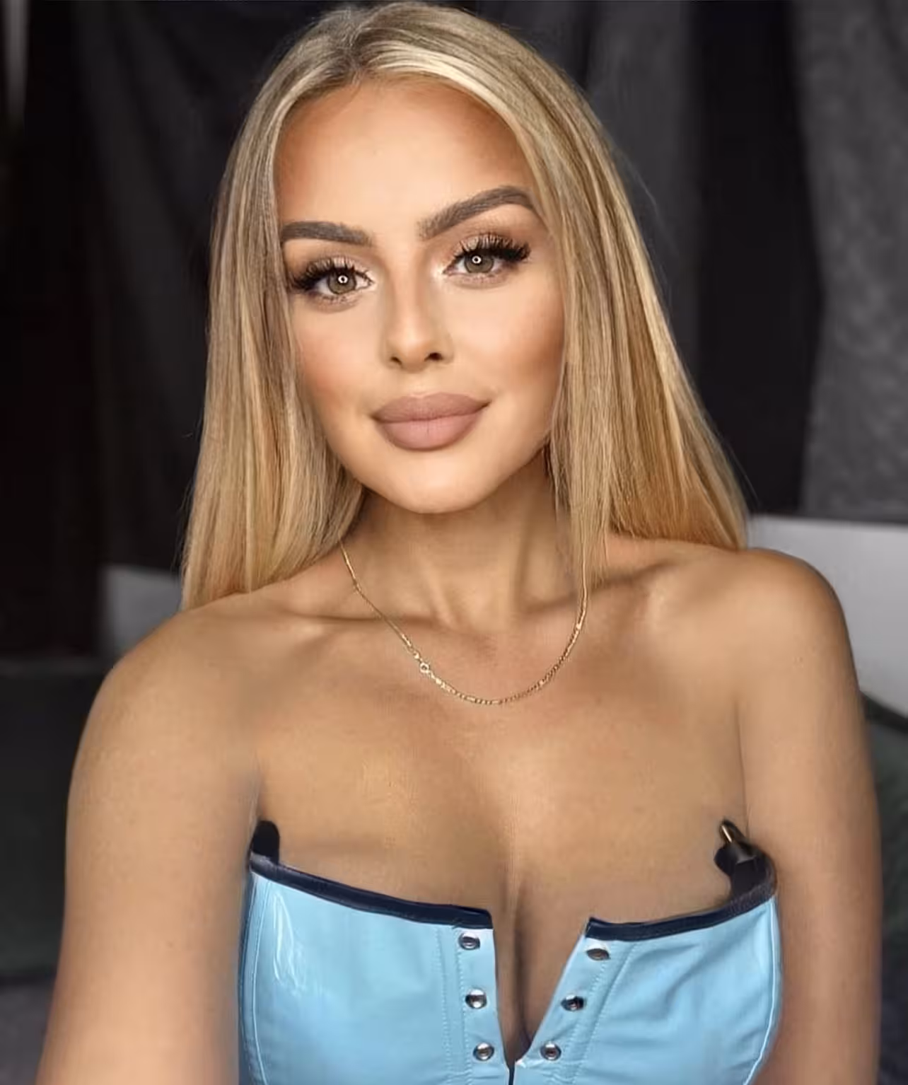 Manja russian bride cast