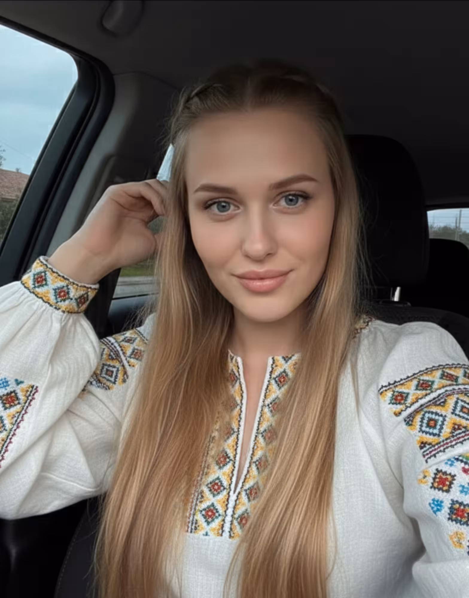 Alina  russian women on the beach