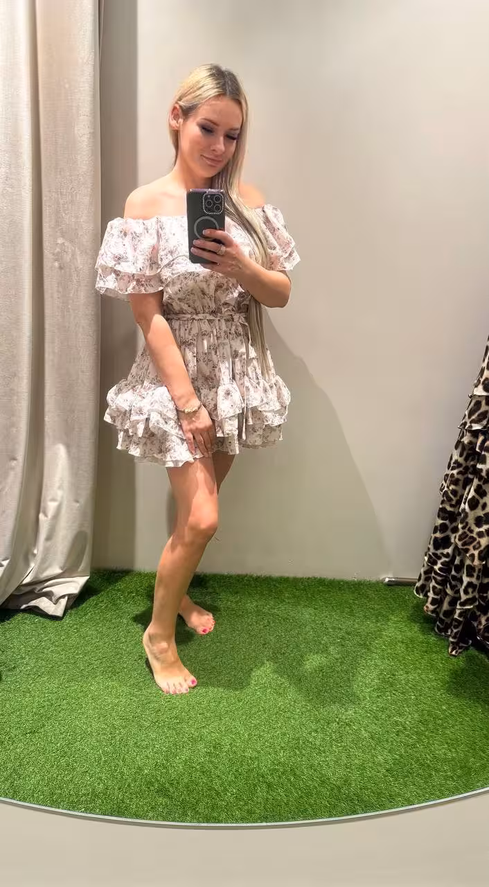 Victoria russian kazakh women