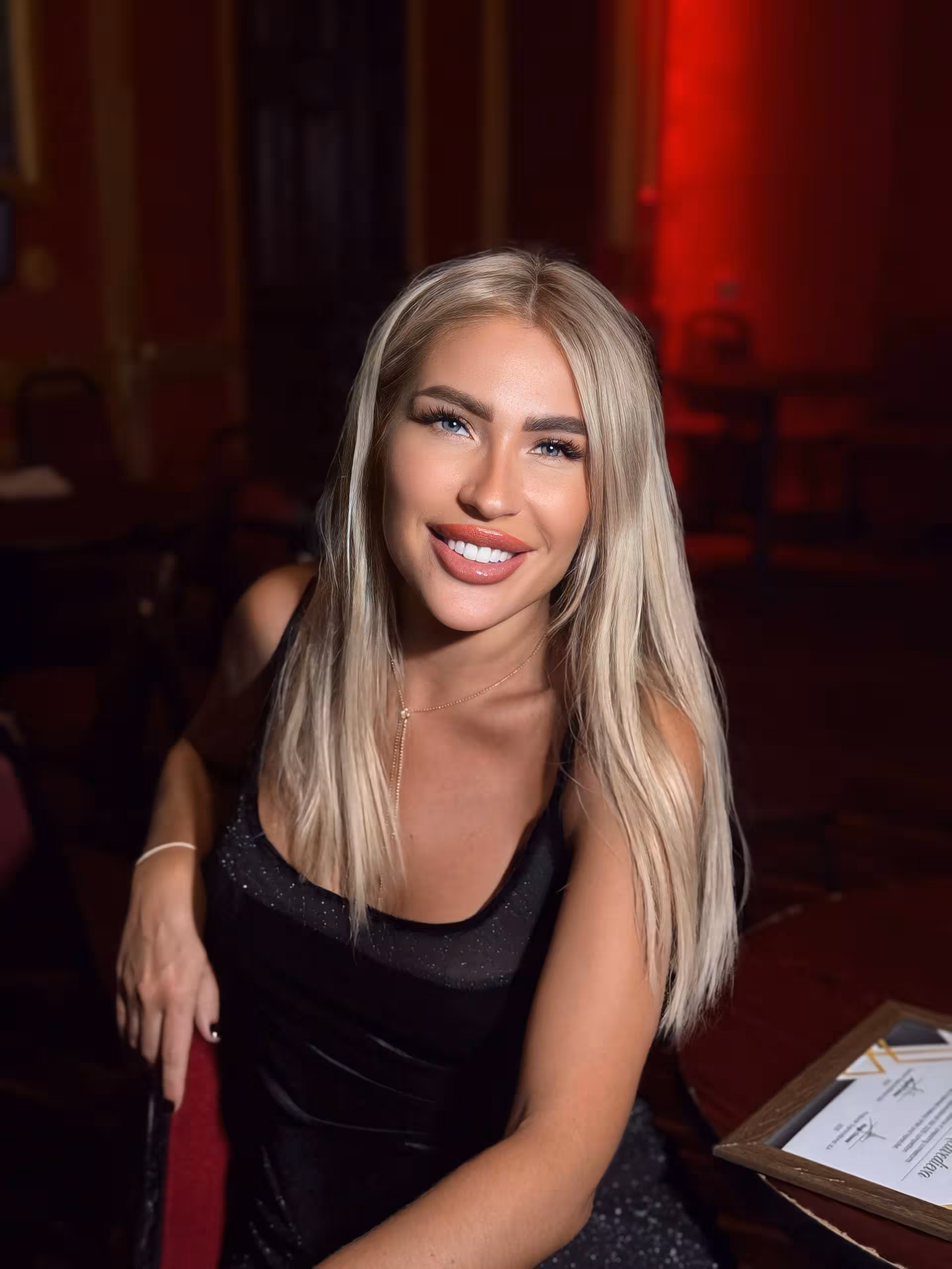 Elleonora russian women photos