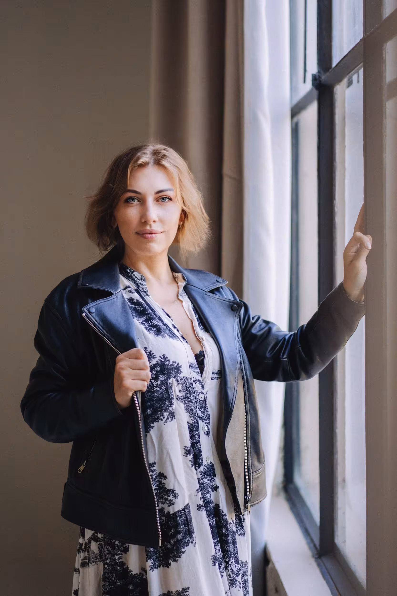 Olena 49 yo from Stuttgart Germany russian brides book