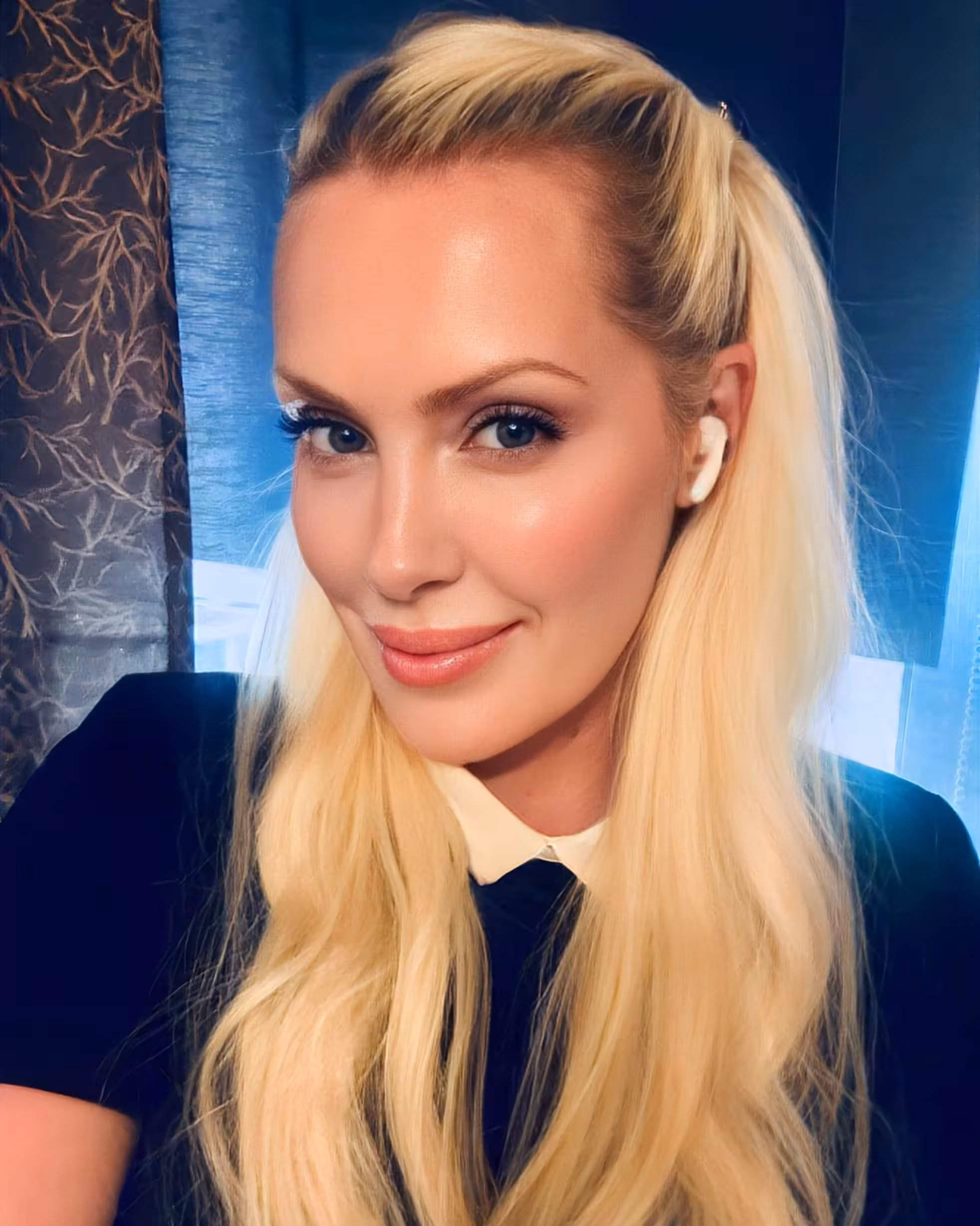 JULIA 44 yo from Kiev Ukraine russian women indian men