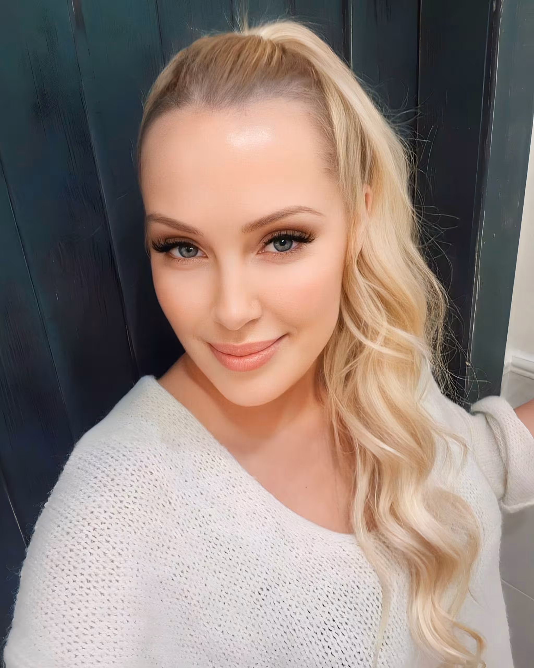 JULIA 44 yo from Kiev Ukraine russian women indian men