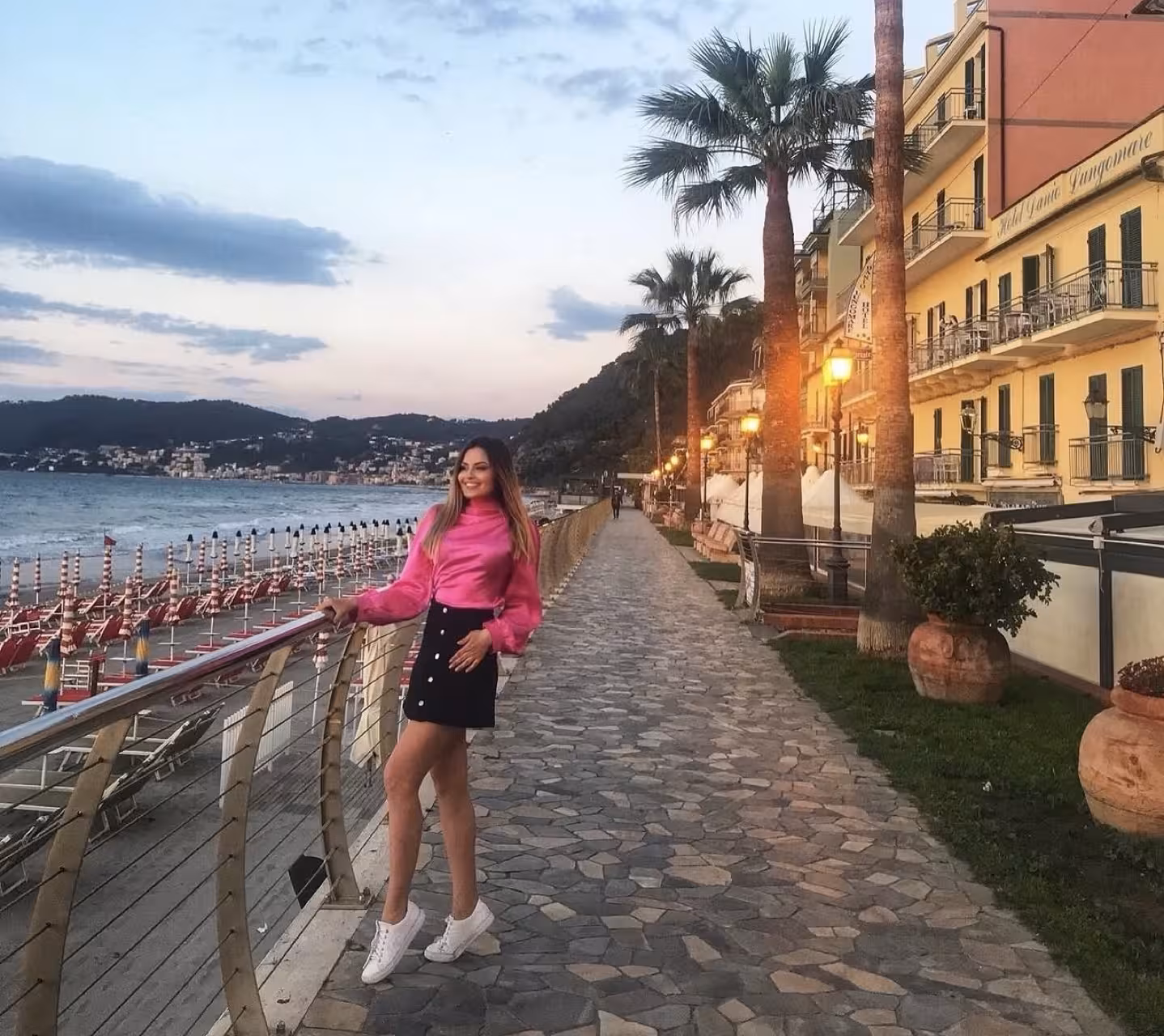 Hanna 36 yo from Genoa Italy russian women in kolkata