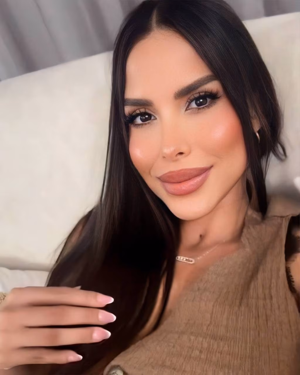 Geraldin 35 Cali Colombia I am single and looking for a good man for a Russian wedding