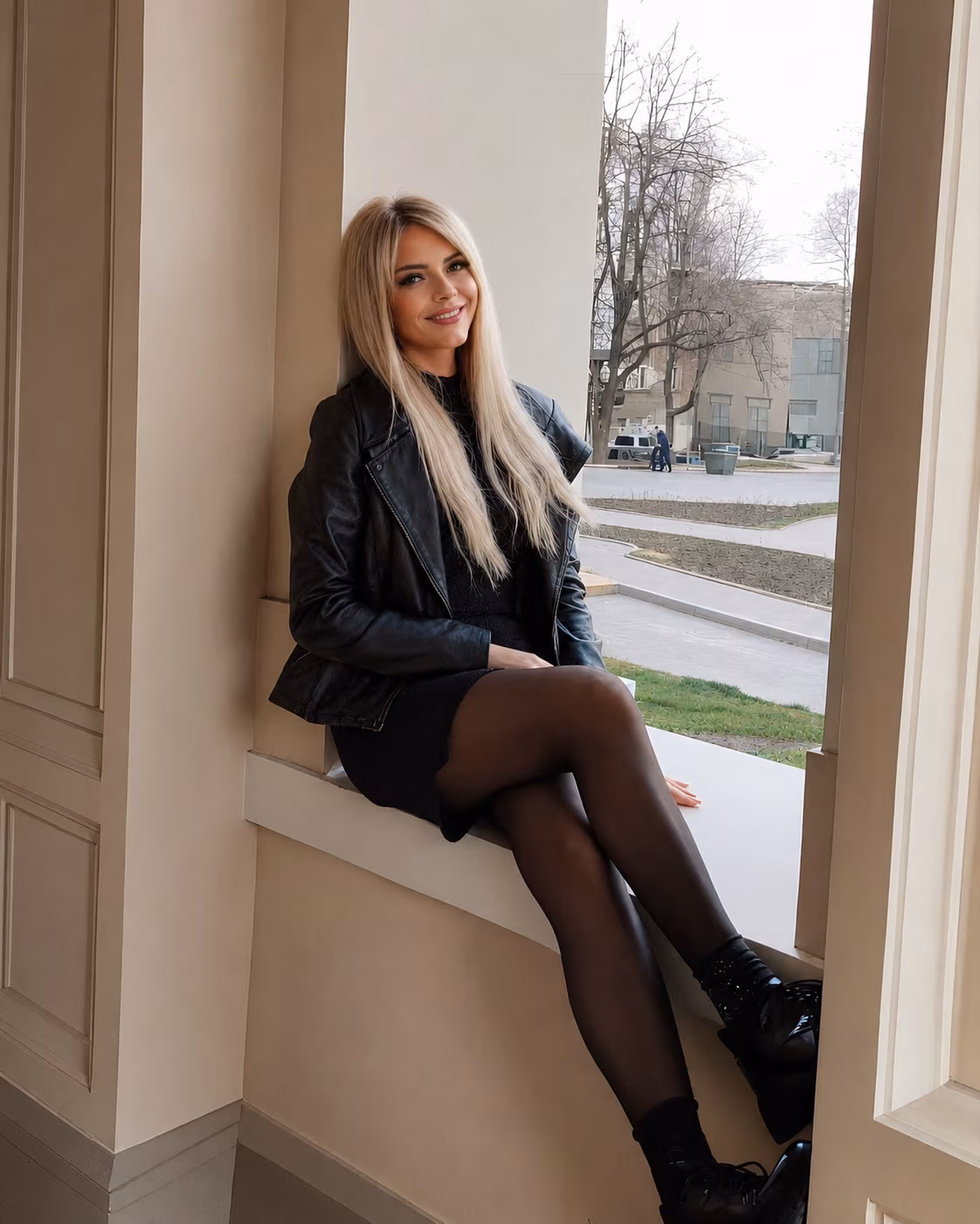 Larysa 42 Odesa Ukraine I dream of Russian princess bride and Russian women photo