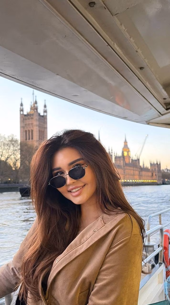Kamilya 30 London United Kingdom actual russian brides