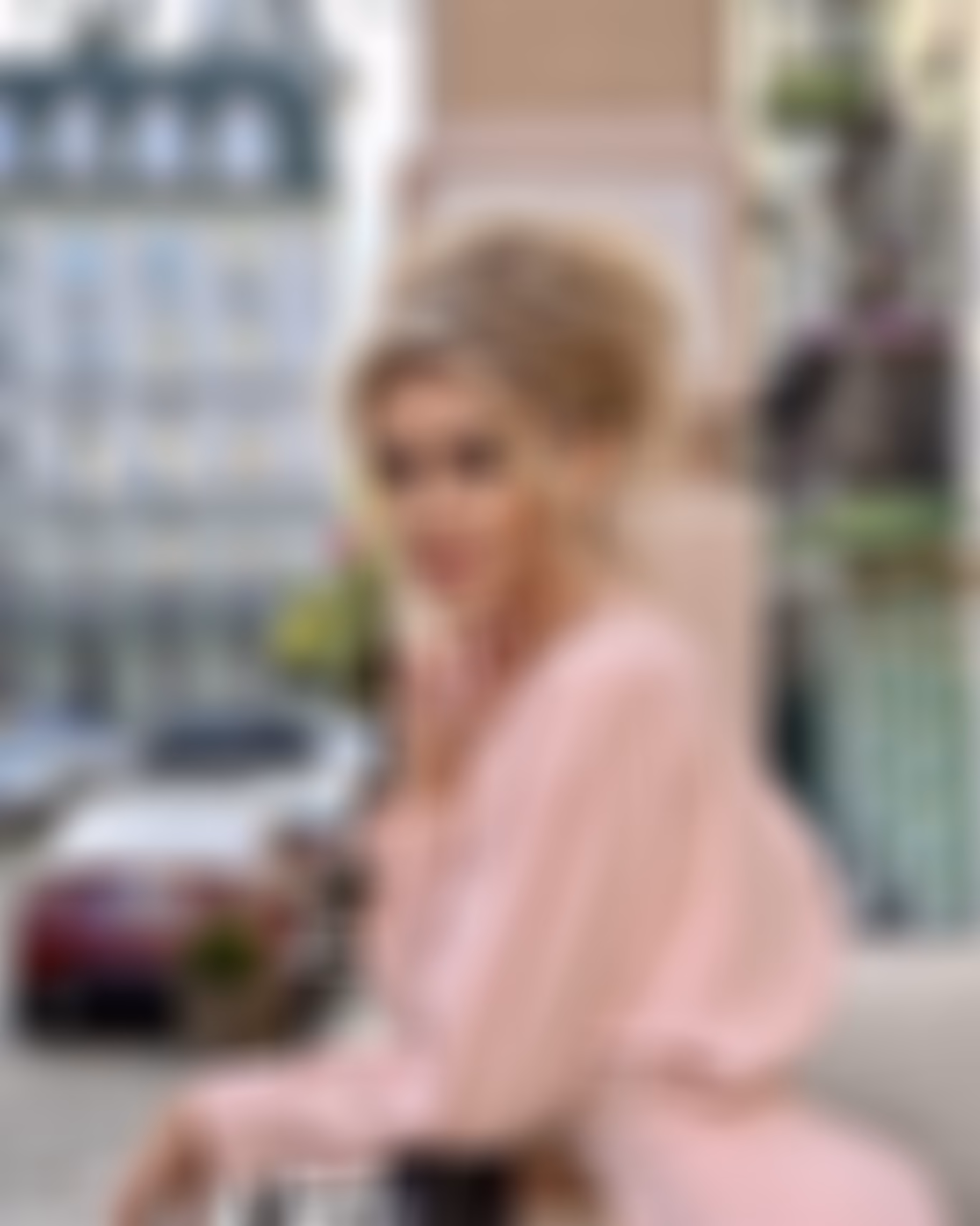 Olena 37 Kyiv Ukraine I am a single woman looking for love among blonde Russian brides