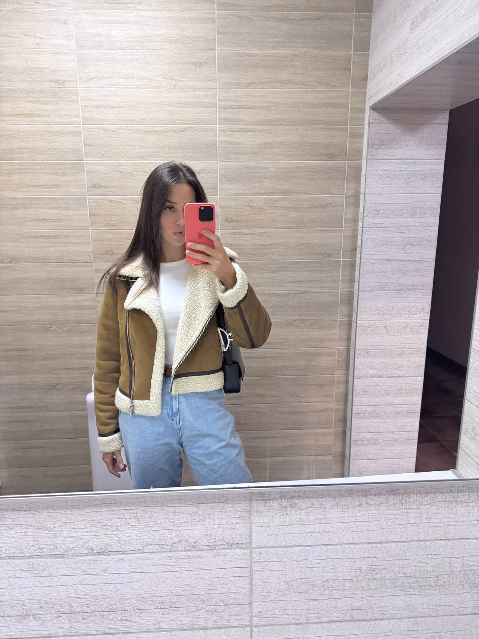 Alla 26 Kyiv   Ukraine I am a single woman searching for love and wondering are Russian brides real