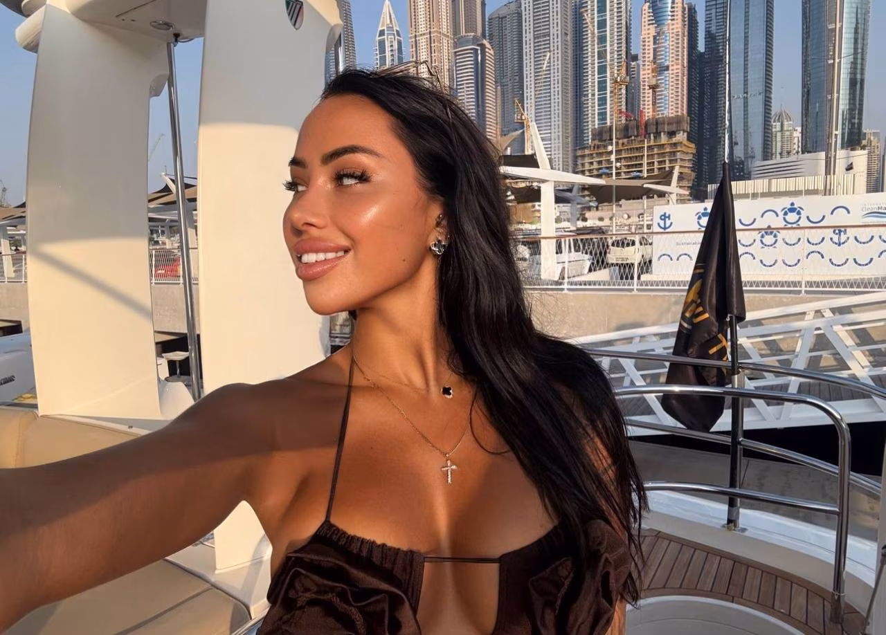 Yuliia 29 Dnipro Ukraine I am looking for a husband to share my life because Russian women are beautiful