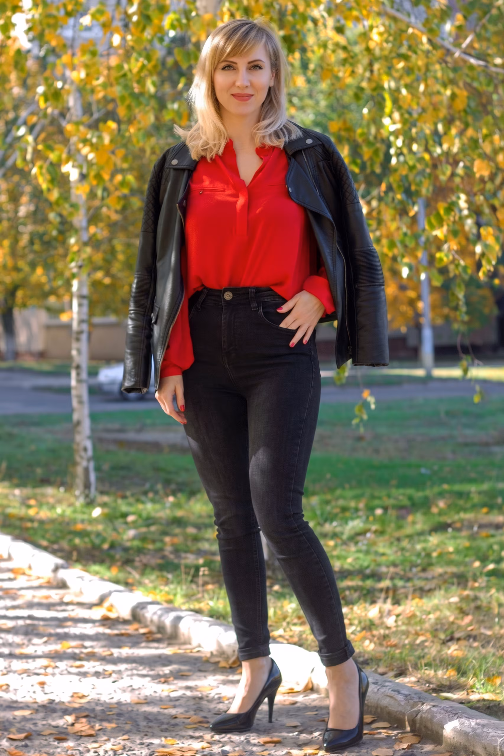 Marina 44 Kyiv  Ukraine I am looking for a romantic relationship through Anastasia Russian brides