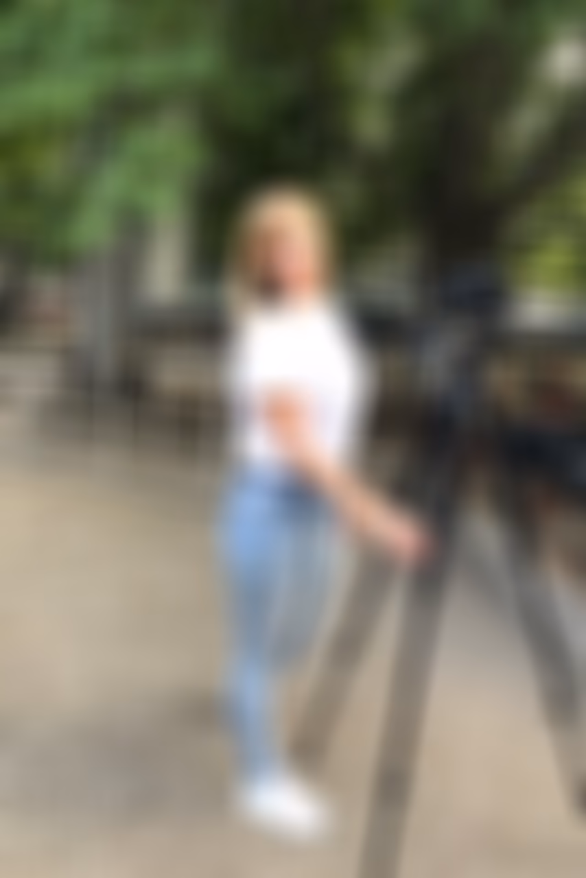 Marina 44 Kyiv  Ukraine I am looking for a romantic relationship through Anastasia Russian brides
