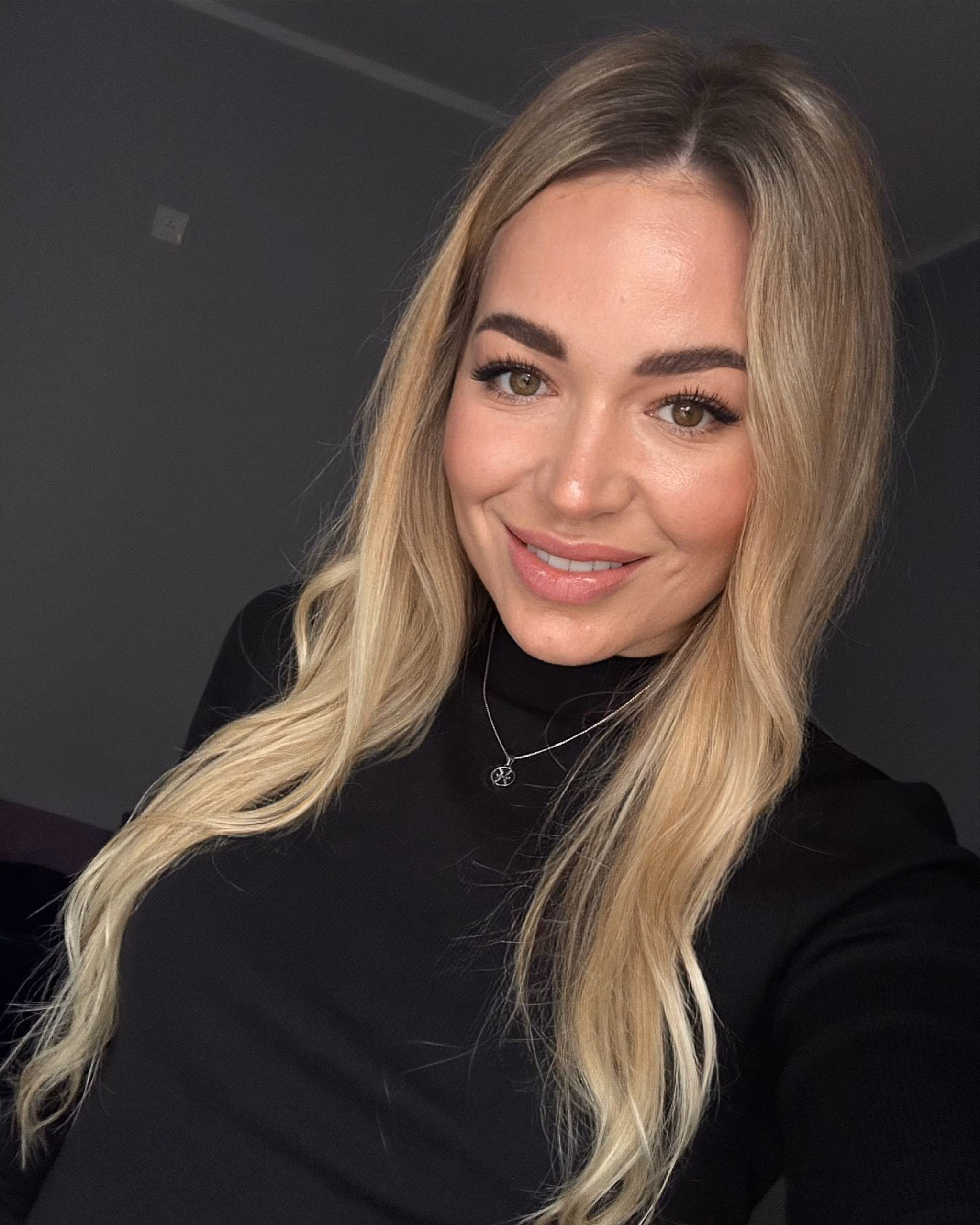 Dariia 31 Warsaw Poland I am looking for a single man through Russian brides agency