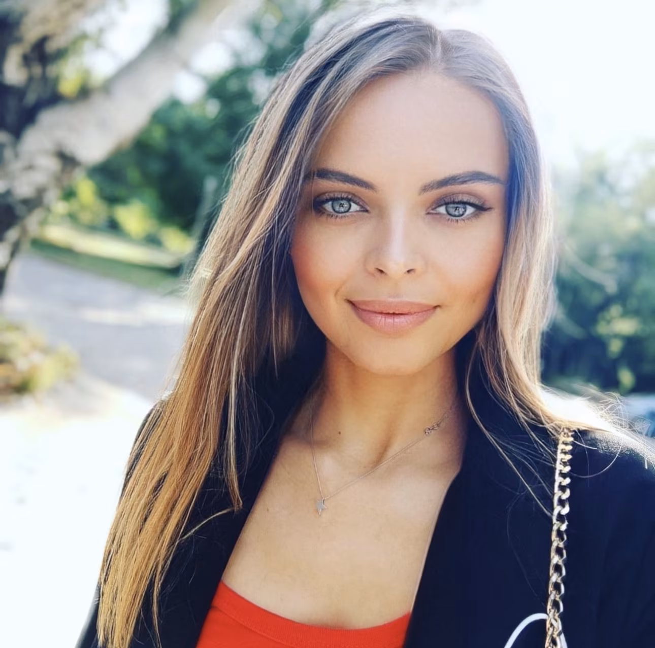 Olha 43 Nice France I am looking for a single man to build something with actual Russian brides