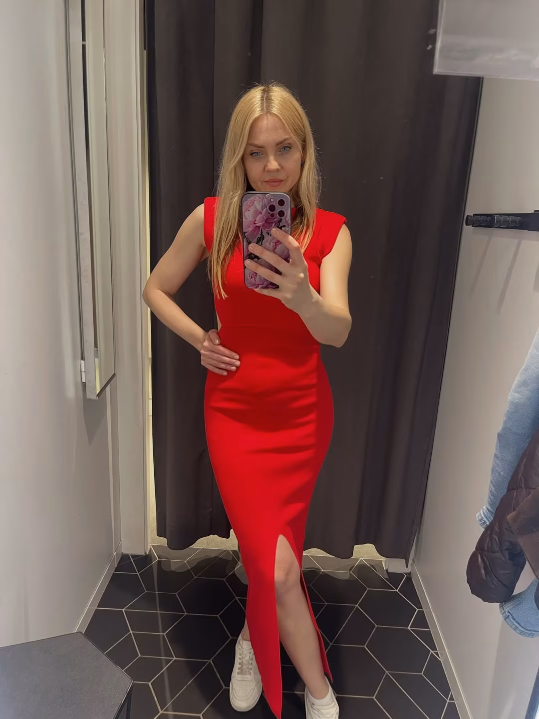 Oksana 42 Lodz(PL);Novovolynsk(UA) Poland I appreciate Russian bride painting and Russian bride pics