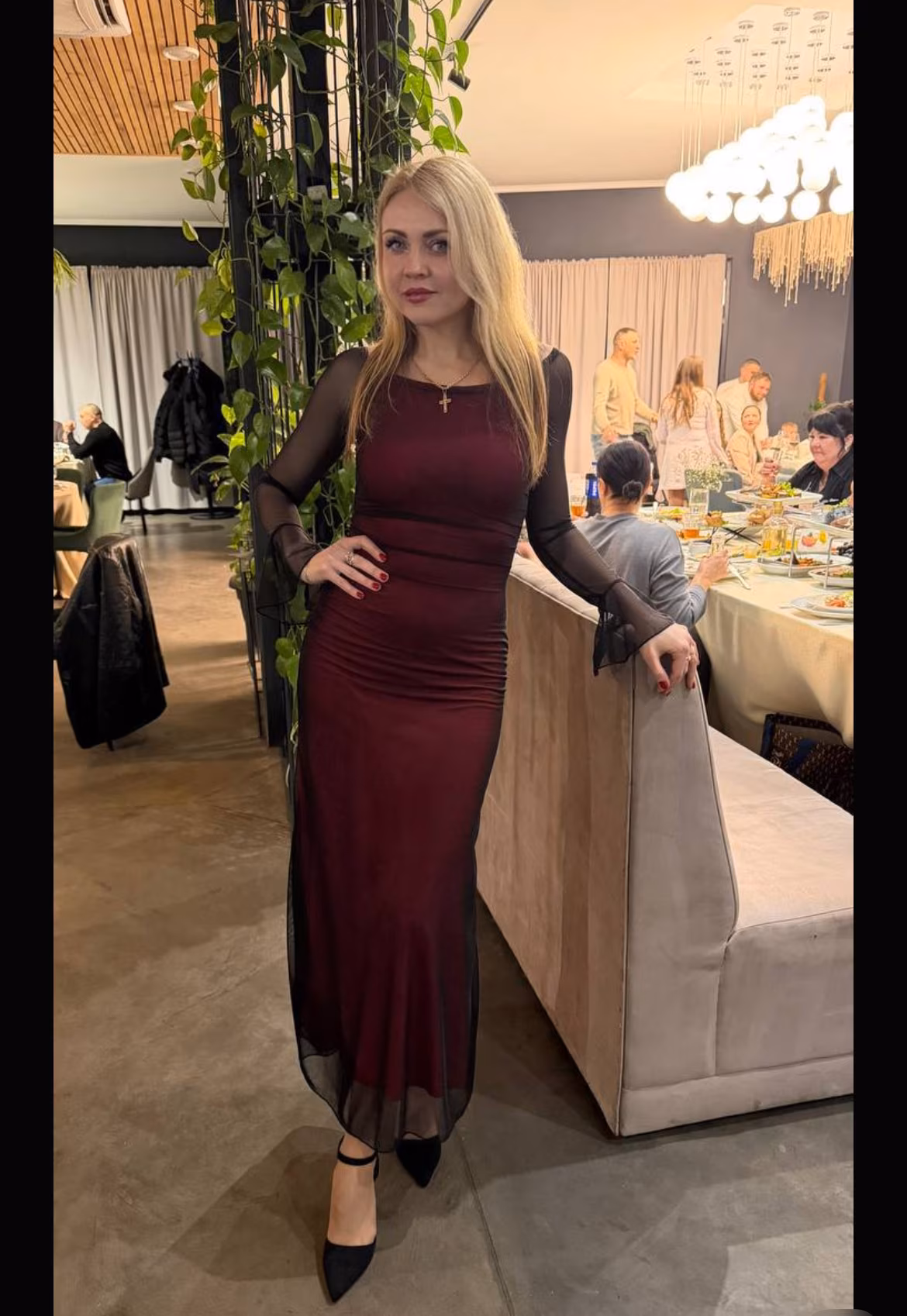 Oksana 42 Lodz(PL);Novovolynsk(UA) Poland I appreciate Russian bride painting and Russian bride pics