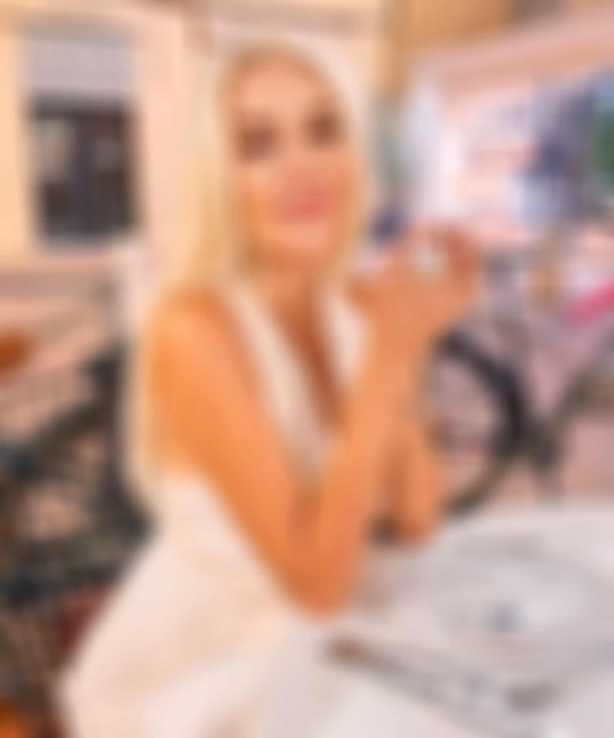 Anastasia 35 Bucharest Romania I browse Russian brides photos and Russian Jewish women