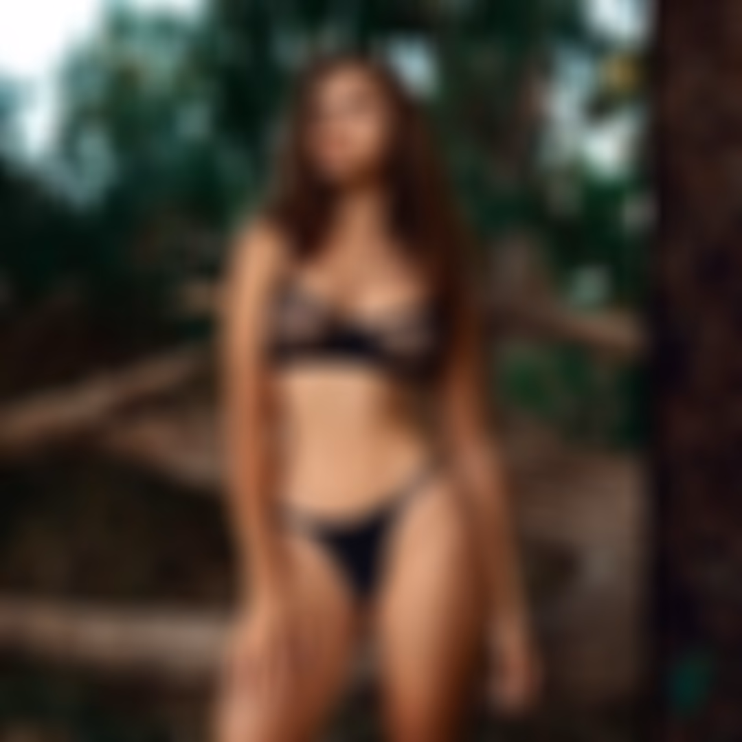 Karina 27 Kharkiv Ukraine I see Russian brides in bikini and Russian women images