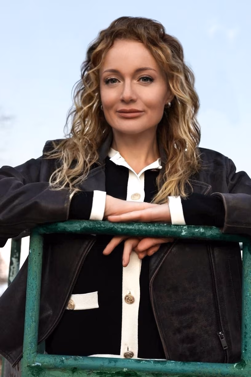 Anna 39 Kyiv  Ukraine I value Russian bride loyal and Russian women looking for men