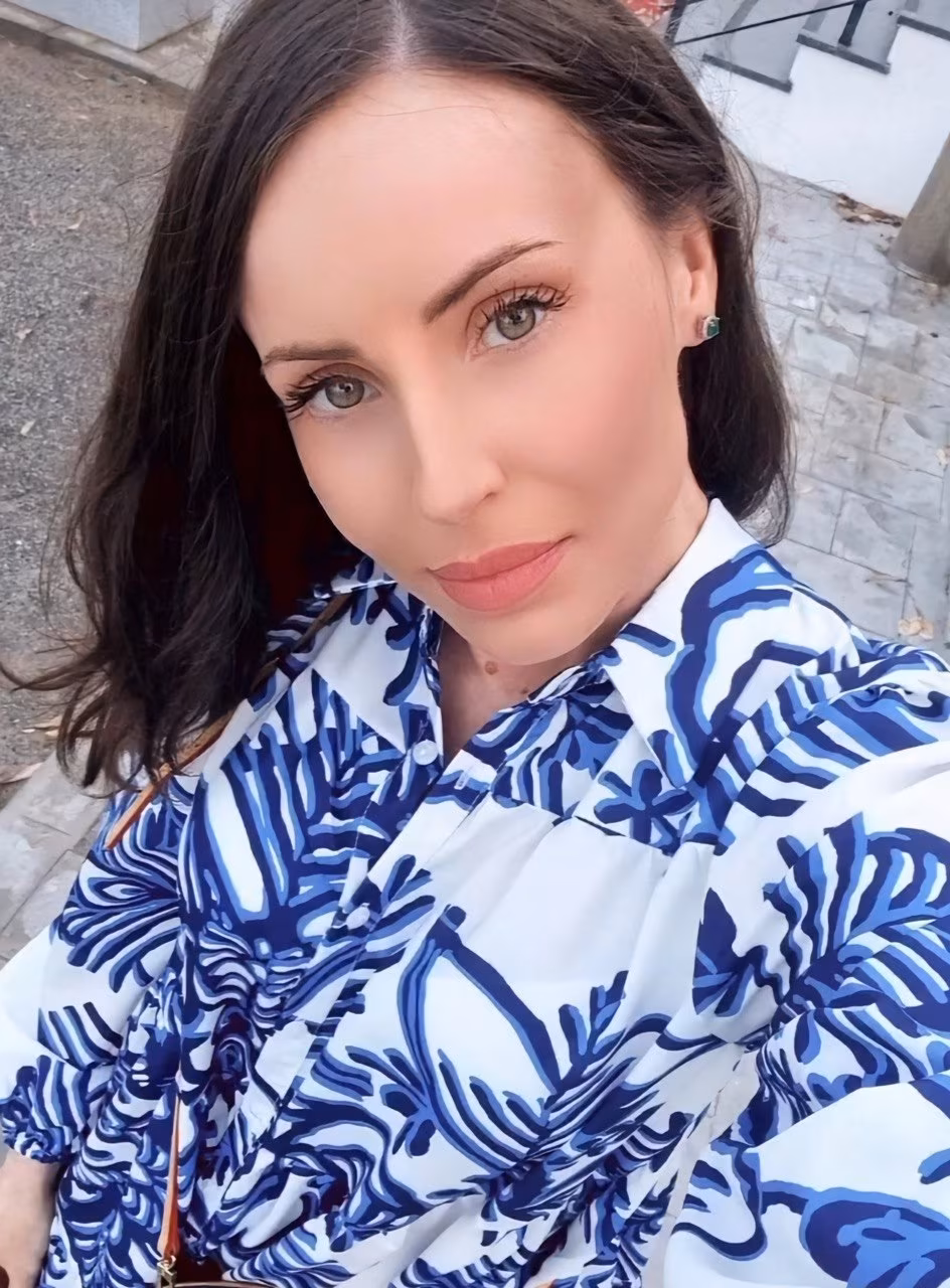 Ksusha 40 Kharkiv Ukraine russian bride pics