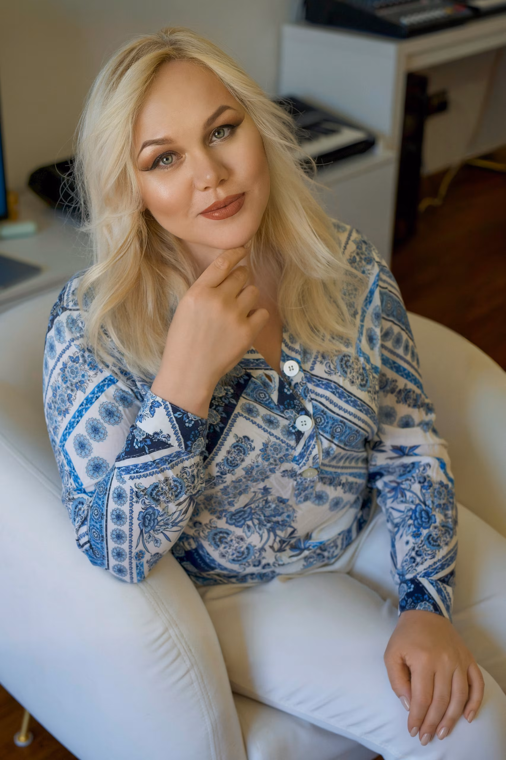 Elena 51 Miagliano Italy russian brides match