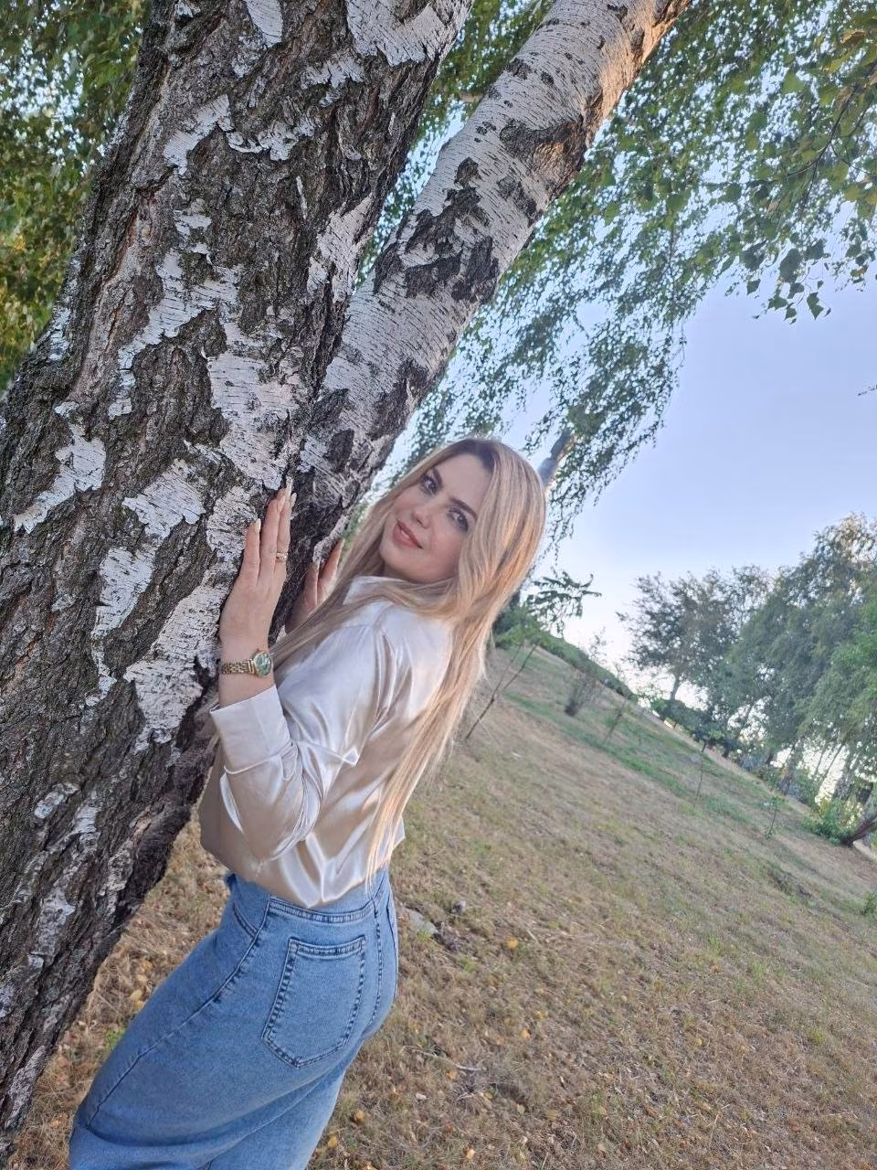 Oksana 44 Kiev Ukraine what are russian brides