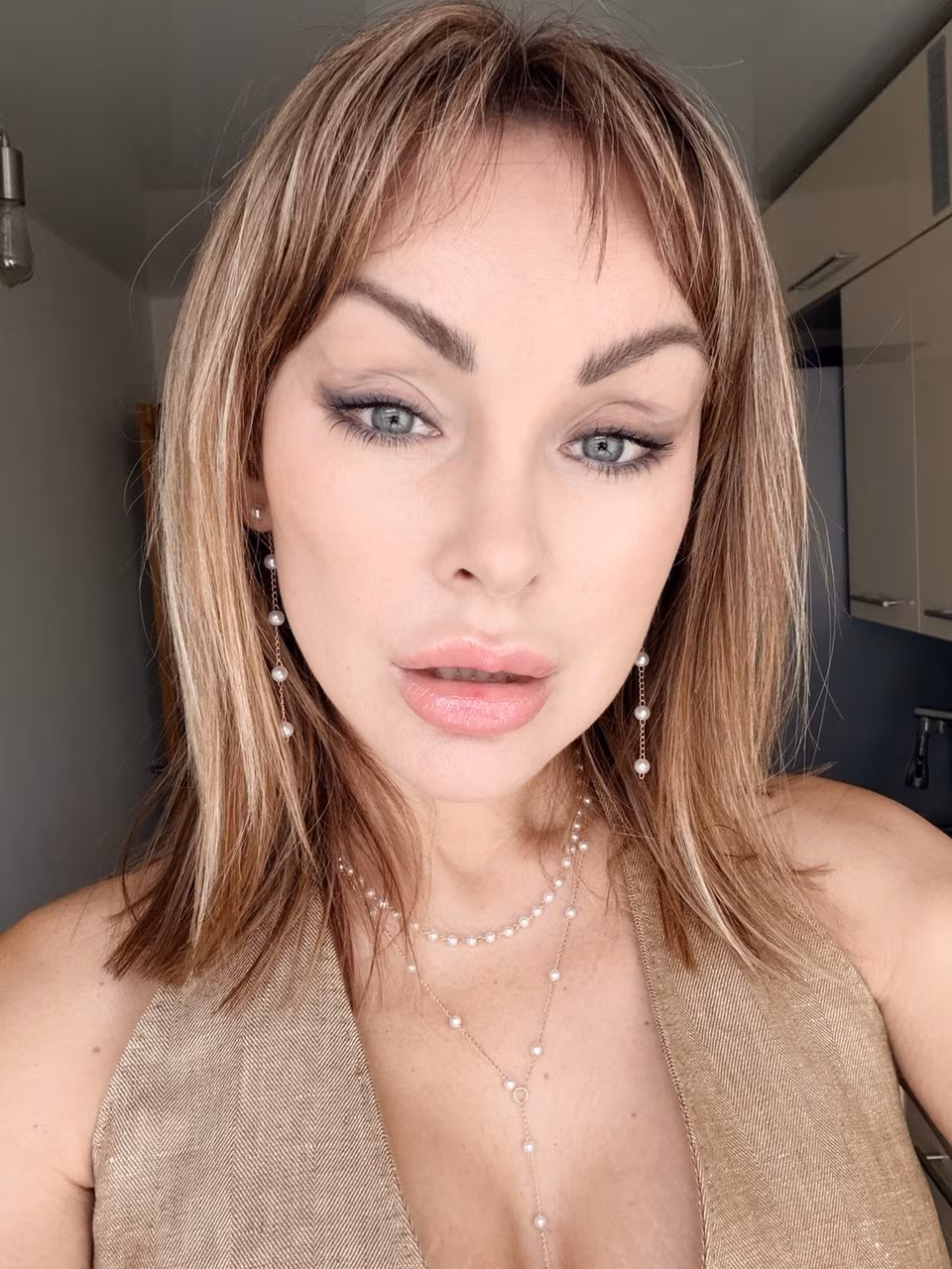 Lilya 46 Durham(US);Dnipro (Ukraine) USA I am a single woman looking for a husband on Russian brides login
