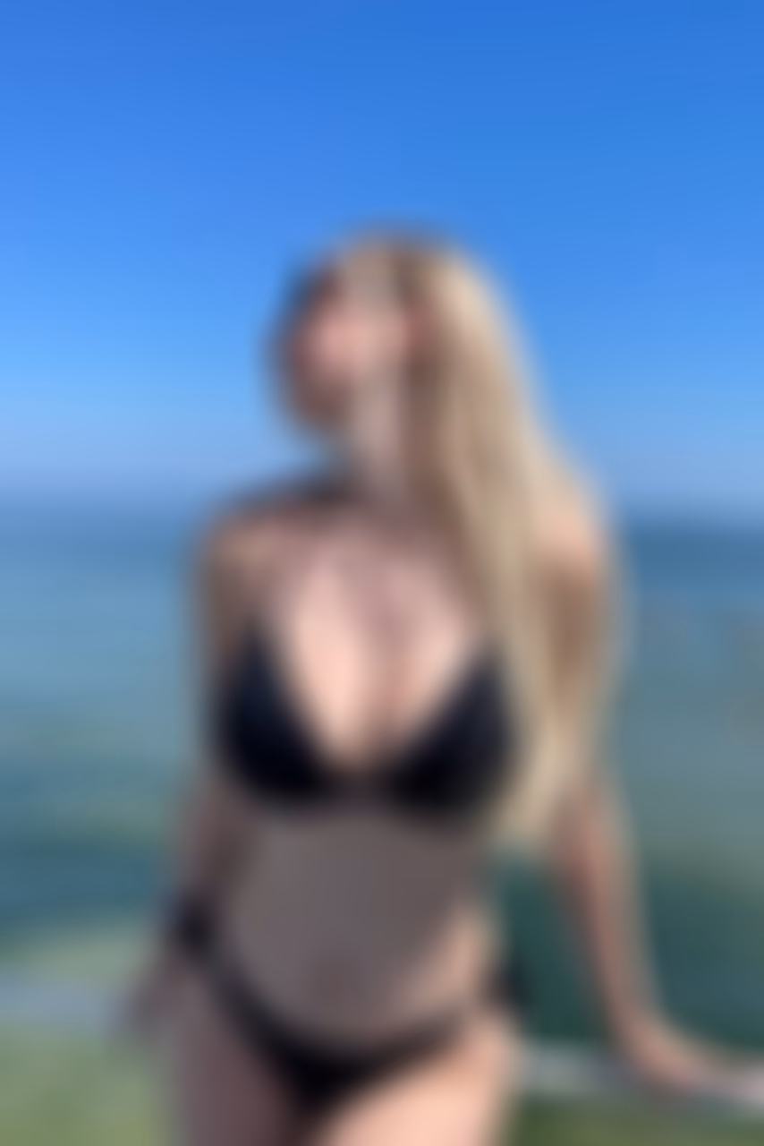 Elena 26 Kyiv  Ukraine I am a single woman registered on Russian brides club