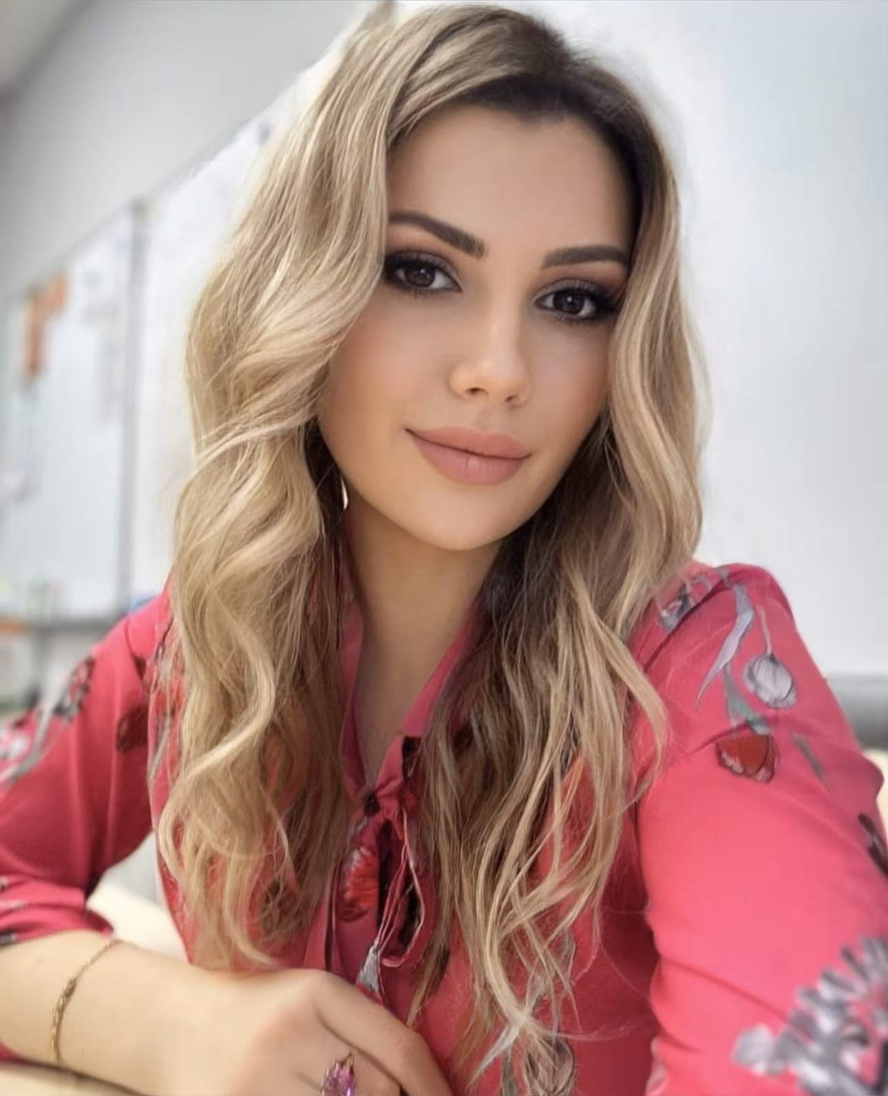Maryna 36 Beijing/Kyiv China I am a single woman searching for Russian brides in USA