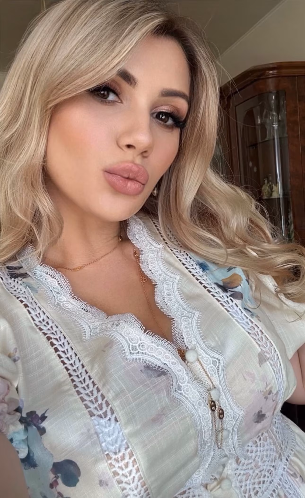 Maryna 36 Beijing/Kyiv China I am a single woman searching for Russian brides in USA