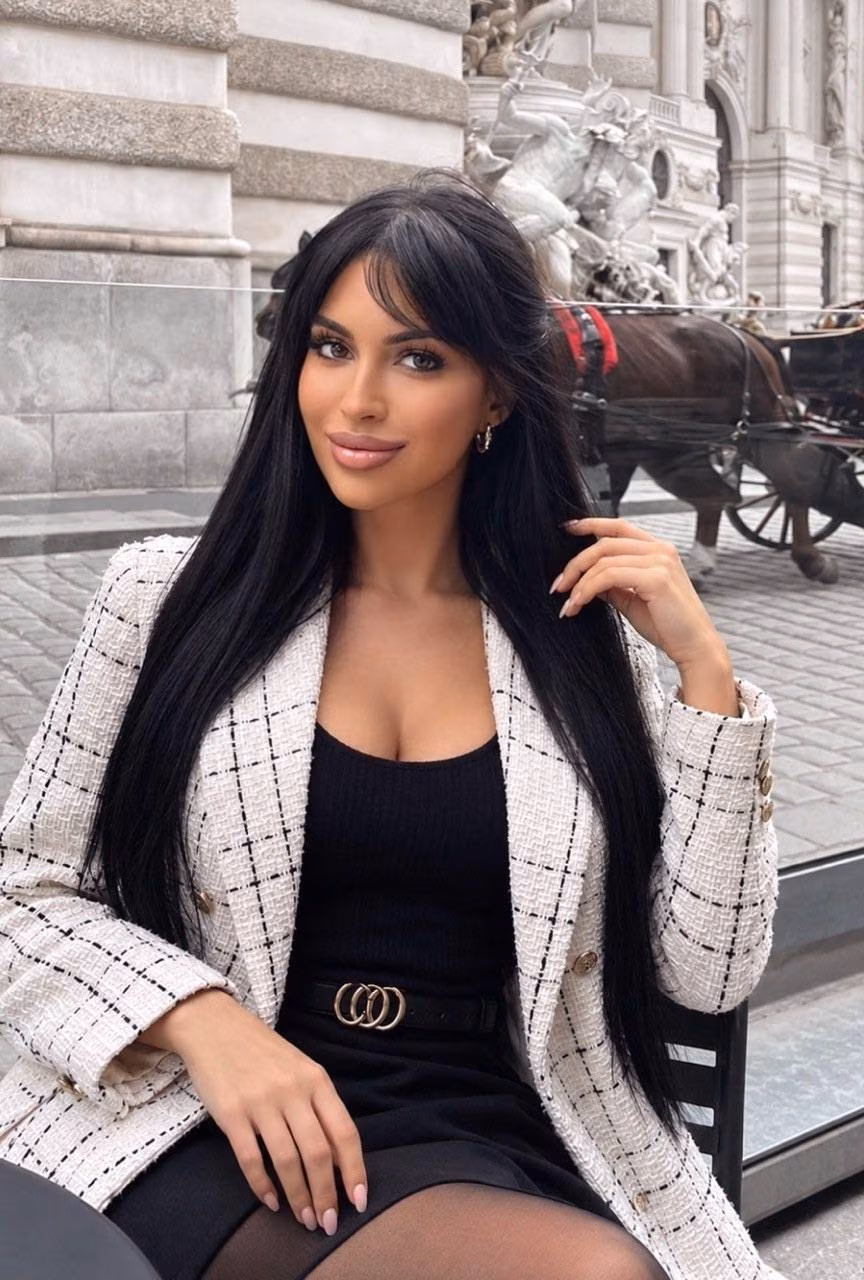 Andela 29 Vienna Austria I am looking for love and a man to share my daily life from Russian bride cast
