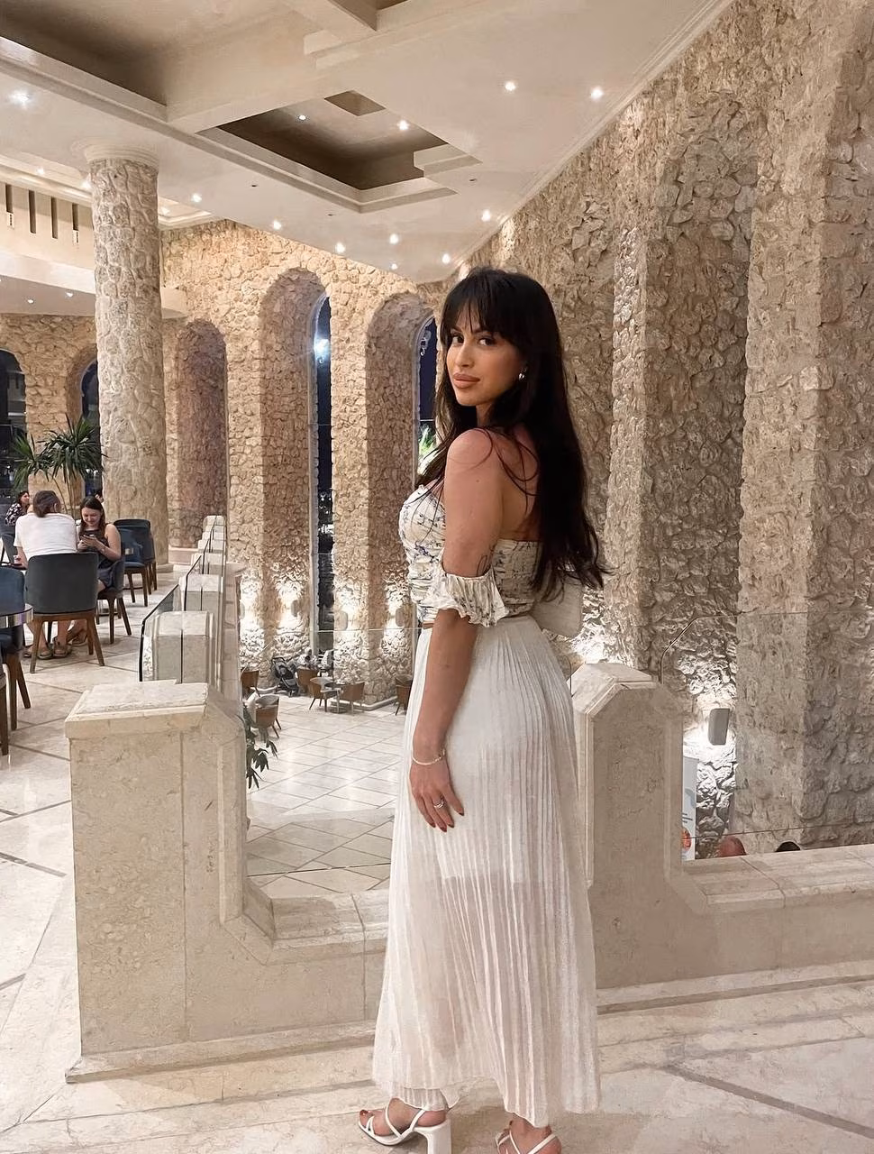 Andela 29 Vienna Austria I am looking for love and a man to share my daily life from Russian bride cast
