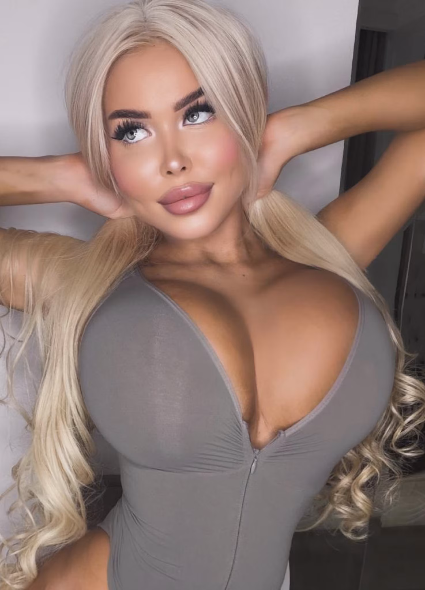 Mariia 25 Kiev Ukraine I understand Russian bride meaning and Russian bridesmaid