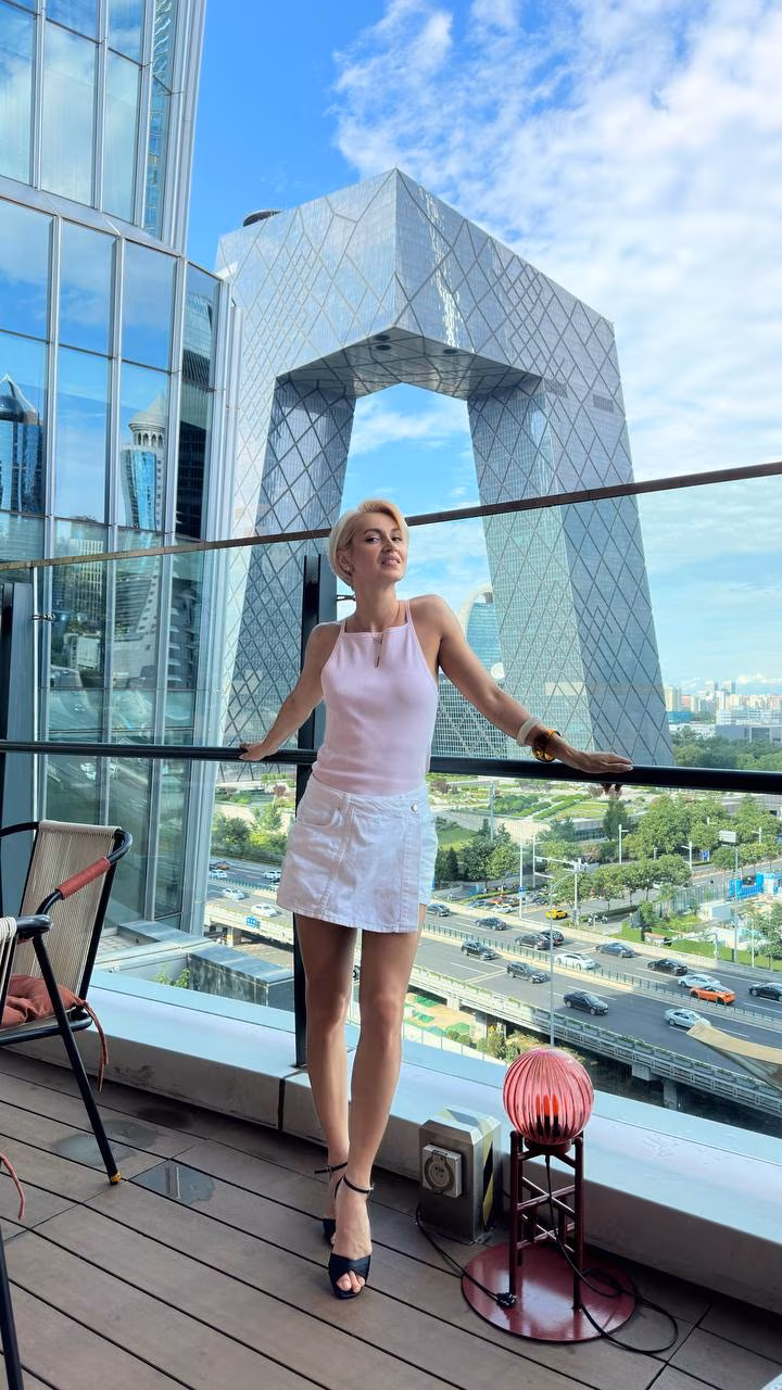 Oksana 35 Kiev Ukraine russian beauty brides