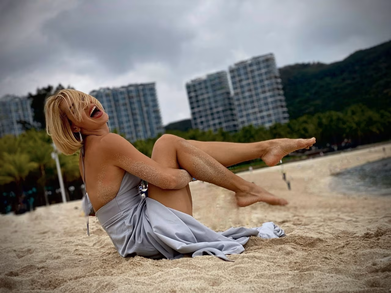 Oksana 35 Kiev Ukraine russian beauty brides