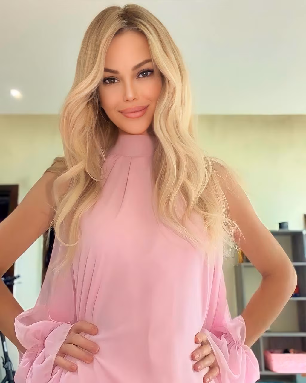 Snizhana 36 Dubai United Arab Emirates russian bride pics