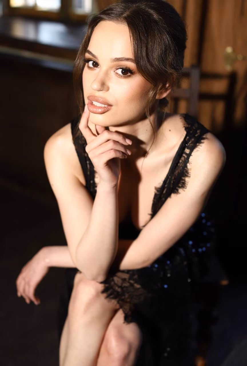 Anastasiia 21 Kyiv Ukraine russian bride pics