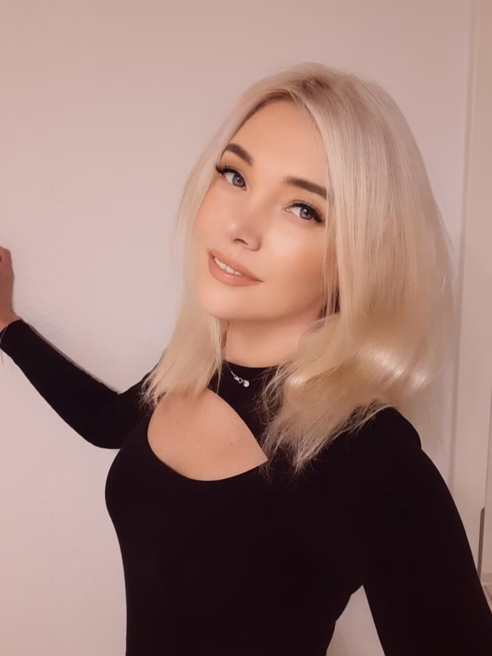 Yuliia 47 Berlin Germany russian brides live