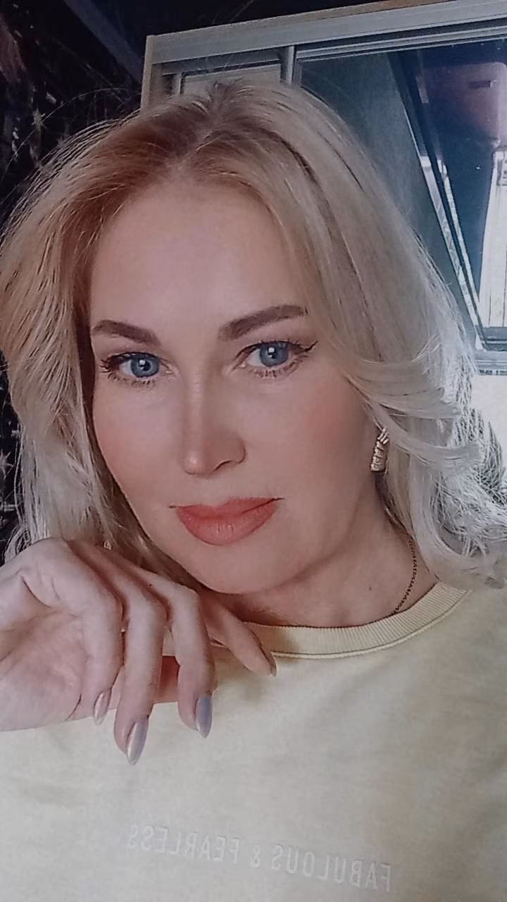 Victoria 52 Kropyvnytskyi Ukraine russian brides photos