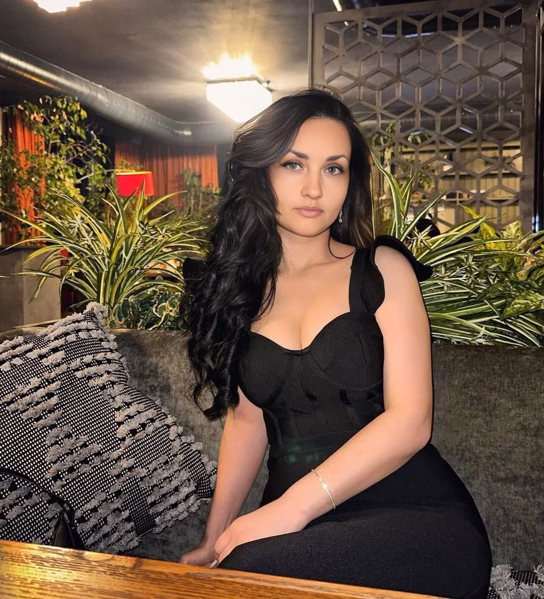 Olena 40 Chernihiv Ukraine russian kazakh women