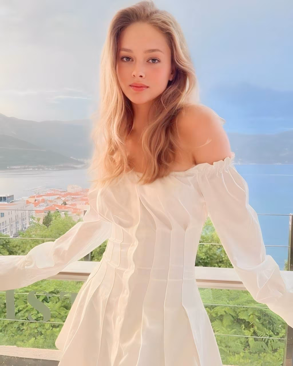 Oleksandra 22 LA USA russian muslim brides