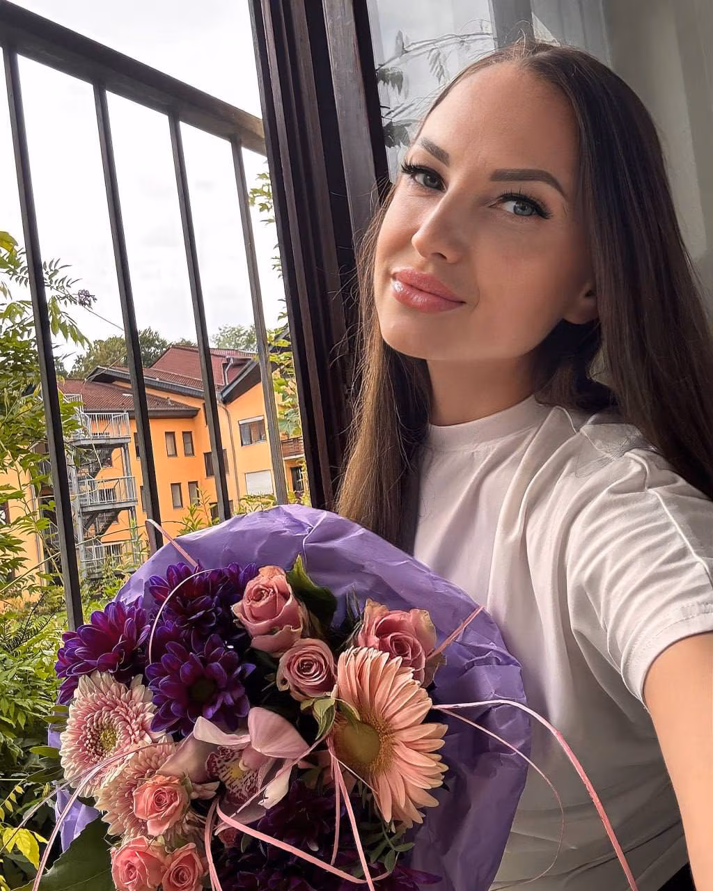Katerina 39 Nurnberg Germany russian women features