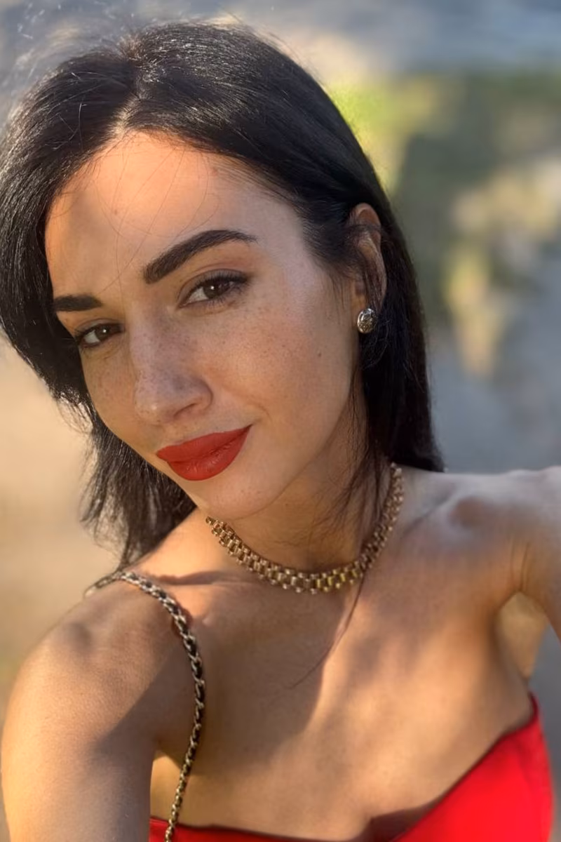 Anna 29 Kyiv  Ukraine russian women korean men