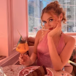 Alisa 18 Kiev Ukraine I am curious about Russian women Korean men and Russian Korean women