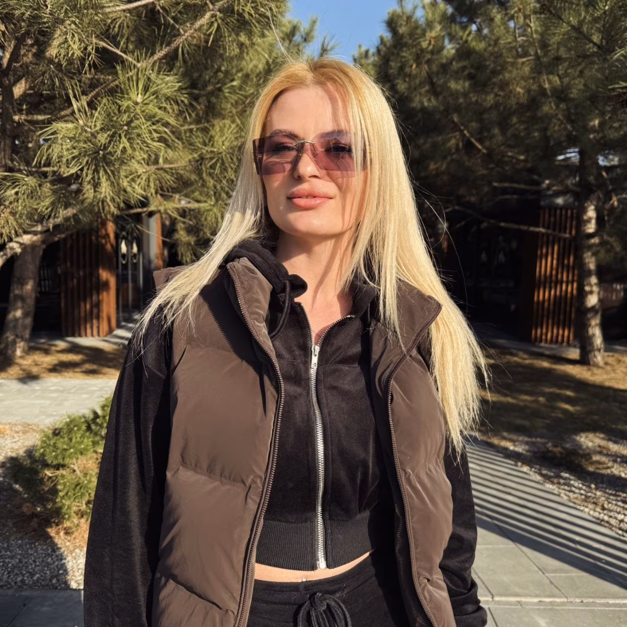 Marina 32 Dnepr Ukraine I am learning about Russian Kazakh women and Kiev brides